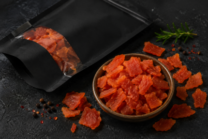 Lososové irisky Premium – sušená lososová pochoutka 150 g